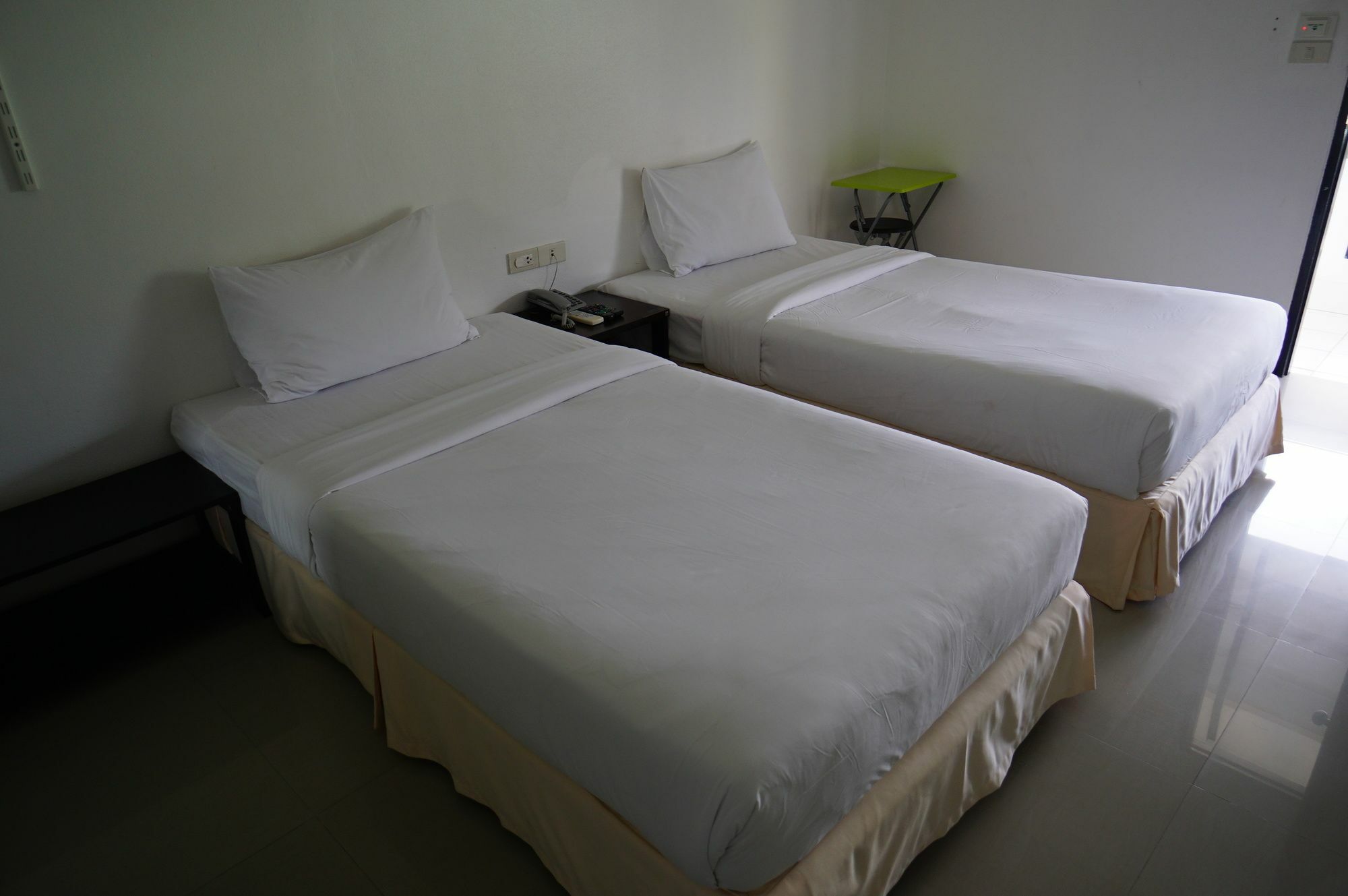 ดิ ออโต เพลซ Hotel Phuket ภายนอก รูปภาพ